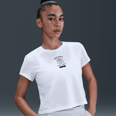 ナイキ Nike 【 Women's Sportswear Loose Varsity Cropped T-Shirt Womens 】 レディース Nike Club Women's Cropped T-Shirt. Nike.com